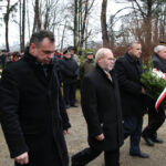 69 rocznica wkroczenia wojsk radzieckich do Kielc. Przed pomnikiem na Cmentarzu Żołnierzy Radzieckich przedstawiciele władz i delegacje kombatantów złożyły kwiaty. / Kamil Król / Radio Kielce