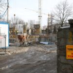 Budowa UJK przy Radiowej, wyciete drzewa / Stanisław Blinstrub / Radio Kielce