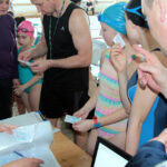 Już po raz ósmy w Kazimierzy Wielkiej odbywa się 24-godzinny Maraton Pływacki / Krzysztof Żołądek / Radio Kielce