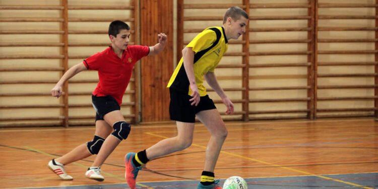 Ferie z futbolem. Mecz GKS-Kielecka Gimbaza. / Wojciech Habdas / Radio Kielce