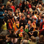 Prezentacja piłkarzy Korony Kielce w Galerii Korona. Licznie zebrana publiczność. / Wojciech Habdas / Radio Kielce