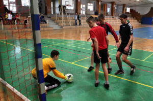 Ferie z futbolem. Mecz FC Nitro - Ultimate team. / Wojciech Habdas / Radio Kielce