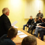 Mieszkańcy osiedla "Na Stoku” w Kielcach wyjaśniali z zarządem spółdzielni nieprawidłowości, związane z budową bloku przy ulicy Sikorskiego. / Wojciech Habdas / Radio Kielce