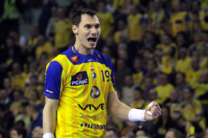 Vive Targi Kielce pokonało we własnej hali Orlen Wisłę Płock 38:30 w ostatnim meczu fazy grupowej Ligi Mistrzów. / Karol Wójcik / www.swietokrzyskie.org.pl