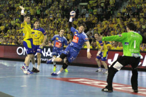 Vive Targi Kielce pokonało we własnej hali Orlen Wisłę Płock 38:30 w ostatnim meczu fazy grupowej Ligi Mistrzów. / Karol Wójcik / www.swietokrzyskie.org.pl