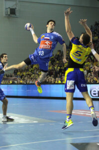 Vive Targi Kielce pokonało we własnej hali Orlen Wisłę Płock 38:30 w ostatnim meczu fazy grupowej Ligi Mistrzów. / Karol Wójcik / www.swietokrzyskie.org.pl