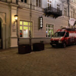 "Sprawa biskupa Kaczmarka. Anatomia śledztwa" - premiera słuchowiska w Teatrze Żeromskiego. Premiera odbywała się równocześnie z transmisją na antenie Radia Kielce. / Wojciech Habdas / Radio Kielce