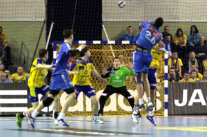 Vive Targi Kielce pokonało we własnej hali Orlen Wisłę Płock 38:30 w ostatnim meczu fazy grupowej Ligi Mistrzów. / Karol Wójcik / www.swietokrzyskie.org.pl