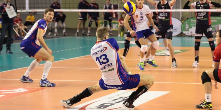 17. kolejka PlusLigi: Effector Kielce - ZAKSA Kędzierzyn-Koźle / Krzysztof Żołądek / Radio Kielce