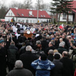 Suchedniów pożegnał księdza infułata Józefa Wójcika. / Wojciech Habdas / Radio Kielce