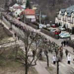 Suchedniów pożegnał księdza infułata Józefa Wójcika. / Wojciech Habdas / Radio Kielce