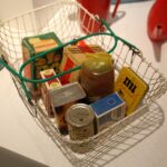 Finisaż wystawy „Wojna i Pokój". / Piotr Michalski / Radio Kielce