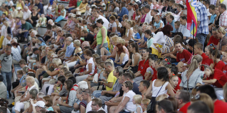 Koncert Galowy Festiwalu Harcerskiego Na Kadzielni - na widowni było tysiące osób / Stanisław Blinstrub / Radio Kielce