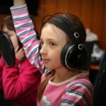 DDD o segregacji śmieci. Dzieci w Studiu, Strażnicy Miejscy i Katarzyna Kozak przekonywali do dbania o środowisko naturalne. / Stanisław Blinstrub / Radio Kielce