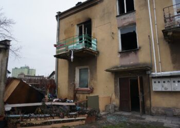 Wybuch gazu w mieszkaniu w Ostrowcu / Teresa Czajkowska / Radio Kielce