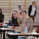 Próbna matura z języka polskiego w II Liceum Ogólnokształcące im. Jana Śniadeckiego w Kielcach. / Wojciech Habdas / Radio Kielce