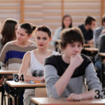 Próbna matura z języka polskiego w II Liceum Ogólnokształcące im. Jana Śniadeckiego w Kielcach. / Wojciech Habdas / Radio Kielce