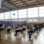 Próbna matura z języka polskiego w II Liceum Ogólnokształcące im. Jana Śniadeckiego w Kielcach. / Wojciech Habdas / Radio Kielce