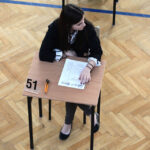 Próbna matura z języka polskiego w II Liceum Ogólnokształcące im. Jana Śniadeckiego w Kielcach. / Wojciech Habdas / Radio Kielce