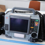 Wojewódzki Specjalistyczny Szpital Dziecięcy wzbogacił się o nowoczesną aparaturę: m. in. inkubatory, respiratory oraz kardiomonitory, przekazane przez Fundację ORIMARI. / Wojciech Habdas / Radio Kielce