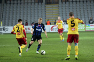 W meczu 26. kolejki T-Mobile Ekstraklasy piłkarze Korony Kielce zremisowali z Zawiszą Bydgoszcz 1:1 (1:0) / Wojciech Habdas / Radio Kielce