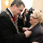 W Urzędzie Miasta wręczono medale za długoletnie pożycie małżeńskie. / Wojciech Habdas / Radio Kielce