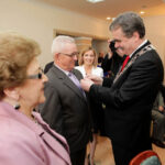 W Urzędzie Miasta wręczono medale za długoletnie pożycie małżeńskie. / Wojciech Habdas / Radio Kielce