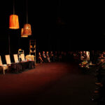 Autorzy książki „Małgorzata idzie na wojnę" - prezydent Kielc Wojciech Lubawski oraz wieloletni dziennikarz Echa Dnia Tomasz Natkaniec spotkali się dziś z czytelnikami w Kieleckim Centrum Kultury. / Wojciech Habdas / Radio Kielce