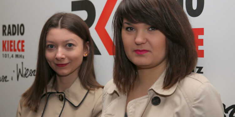 Specjaliści podpowiedzą, jak zostać akcjonariuszem - Radio Kielce Studentki / Kamil Król / Radio Kielce