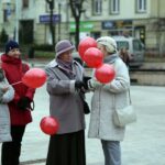 Kielecka Manifa - marsz w Dzień kobiet zgromadził około 150 osób. / Radio Kielce