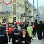 Kielecka Manifa - marsz przeszedł ulicą Sienkiewicza od pomnika Henryka Sienkiewicza / Radio Kielce