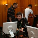 Zespól Mafia w Made In Kielce wraz ze słuchaczami, którzy zaśpiewali ich piosenkę. / Stanisław Blinstrub / Radio Kielce