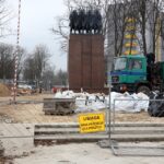 Remont Placu obok WDK / Stanisław Blinstrub / Radio Kielce