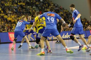 Piła krze ręczni Vive Targi Kielce pokonali Orlen Wisłę Płock 34:26 (20:13) / Stanisław Blinstrub / Radio Kielce