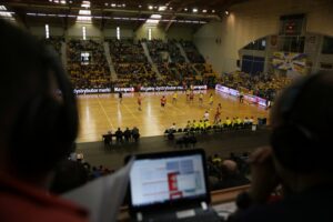 Vive Targi Kielc pokonały we własnej hali Stal Mielec 43:33, prowadząc do prezerwy 19:18. / Stanisław Blinstrub / Radio Kielce