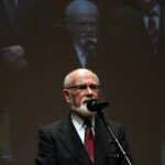 Władze samorządowe województwa wręczyły Świętokrzyskie Victorie - profesor Stanisław Żak / Stanisław Blinstrub / Radio Kielce