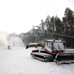 Rozpoczęto naśnieżanie kieleckich stoków narciarskich.Telegraf. / Piotr Michalski / Radio Kielce