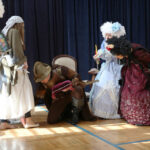 Nauczyciele zagrali Kopciuszka. / Piotr Michalski / Radio Kielce