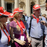 25.04.2014. Rozmowy z polskimi pielgrzymami / Wojciech Habdas / Radio Kielce