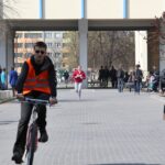 Bieg w Kaskach na Politechnice Świętokrzyskiej - jako pierwsza na metę przybiegła Dominika Grzegorczyk z Politechniki Świętokrzyskiej / Stanisław Blinstrub / Radio Kielce