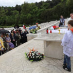 Kanonizacja Jana XXIII I Jana Pawła II - Pielgrzymi na Polskim Cmentarzu Wojennym na Monte Cassino / Wojciech Habdas / Radio Kielce