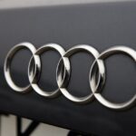 Giełda Samochodowa w galerii Korona / Stanisław Blinstrub / Radio Kielce