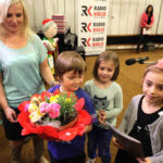 Rozstrzygnięcie konkursu na „Najpiękniejszą Marzannę”. VI miejsce - marzanna nr 56 z Przedszkola Samorządowego nr 34 i marzanna nr 8 z Przedszkola Samorządowego nr 32 / Wojciech Habdas / Radio Kielce