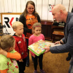 Rozstrzygnięcie konkursu na „Najpiękniejszą Marzannę”. Wręczenie nagród. / Wojciech Habdas / Radio Kielce