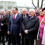 Przewodniczący SLD Leszek Miller przyjechał we wtorek do Kielc i Starachowic specjalnym autobusem. / Wojciech Habdas / Radio Kielce