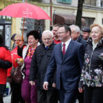 Przewodniczący SLD Leszek Miller przyjechał we wtorek do Kielc i Starachowic specjalnym autobusem. / Wojciech Habdas / Radio Kielce