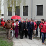 Przewodniczący SLD Leszek Miller przyjechał we wtorek do Kielc i Starachowic specjalnym autobusem. / Wojciech Habdas / Radio Kielce