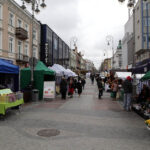 Kiermasz wielkanocny na deptaku. / Wojciech Habdas / Radio Kielce