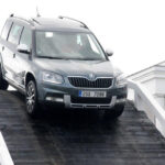 Specjalny tor z przeszkodami podczas największych targów motoryzacyjnych w Polsce / Robert Felczak / Radio Kielce