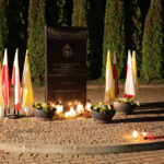 W Masłowie odbyła się msza święta, pod przewodnictwem biskupa Mariana Florczyka, po której wierni wyruszyli w Drodze Krzyżowej na lotnisko, gdzie w 1991 roku Papież Jan Paweł II odprawił nabożeństwo / Wojtek Habdas / Radio Kielce